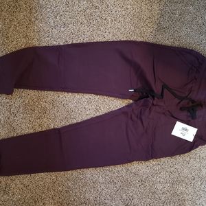 Zyia Unwind Plum Joggers Medium